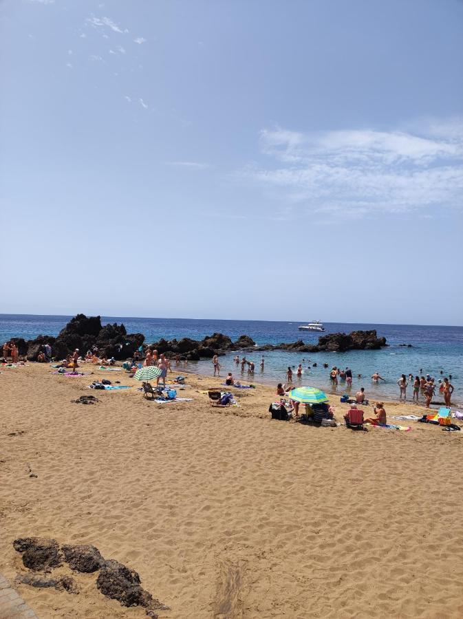 Center Flat Puerto Del Carmen Near The Beach Natural Elements Apartment Exterior foto